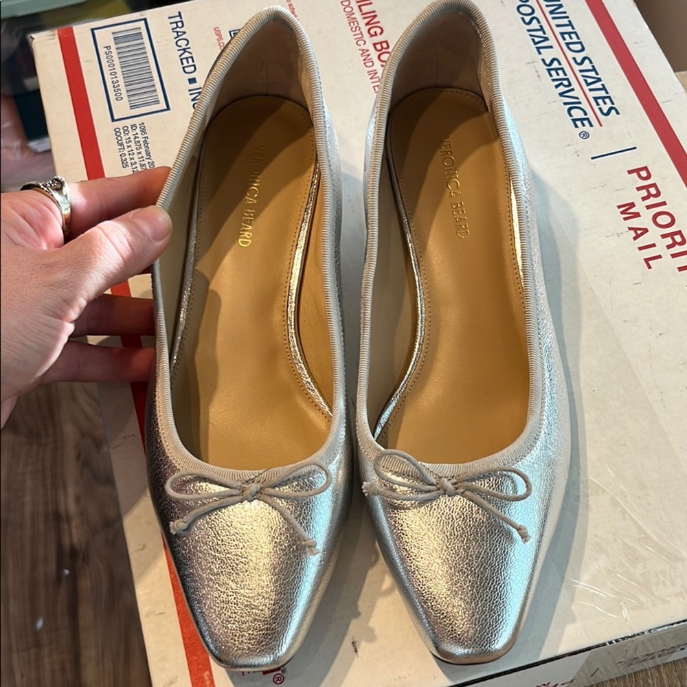veronica beard Metallic Silver cesile square pump heal